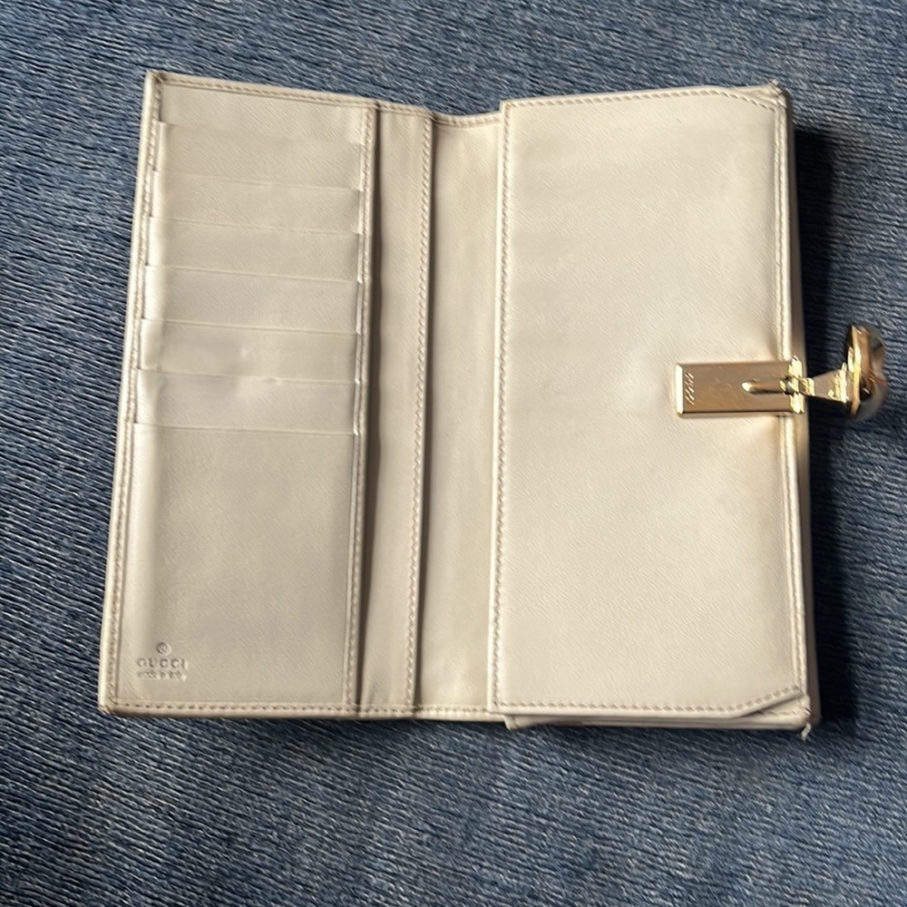 GUCCI light gray guccisima leather wallet - Picture 6 of 9